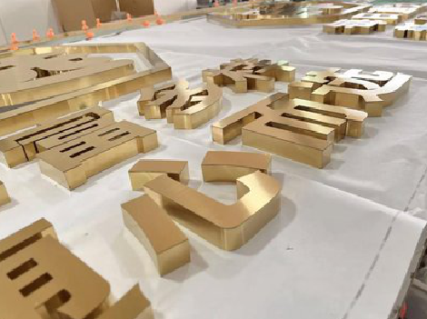 台州市拉丝不锈钢字的特点。