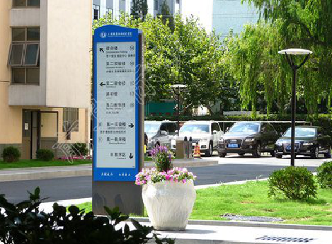 台州市哪些因素影响宣传栏的制作？